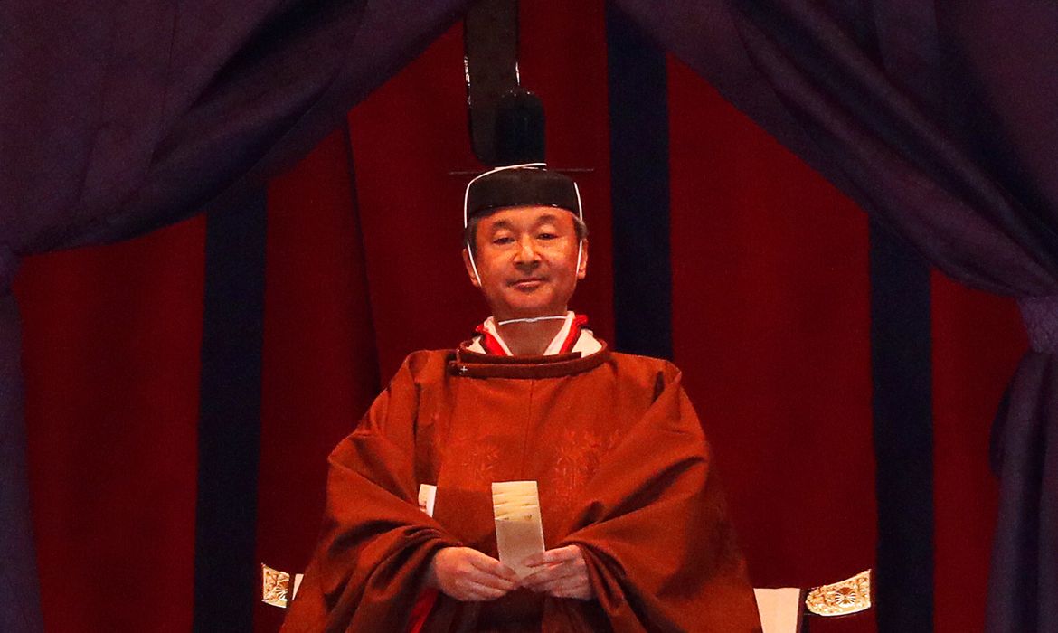 Japan's Emperor Naruhito attends a ceremony to proclaim his enthronement to the world, called Sokuirei-Seiden-no-gi, at the Imperial Palace in Tokyo, Japan, October 22, 2019. REUTERS/Issei Kato/Pool