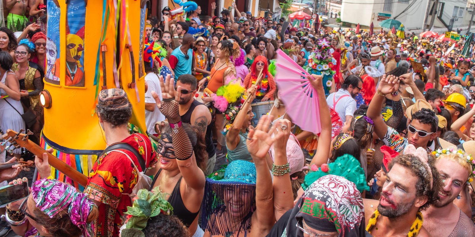 Return on investment in Carnival exceeds that of industrial sector