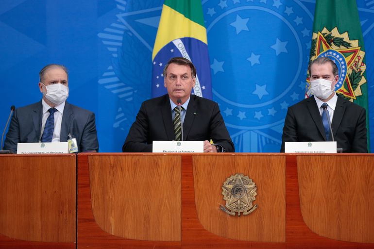 Os presidentes da República, Jair Bolsonaro e  do Supremo Tribunal Federal, ministro Dias Toffoli, fazem declaração à imprensa no Planalto