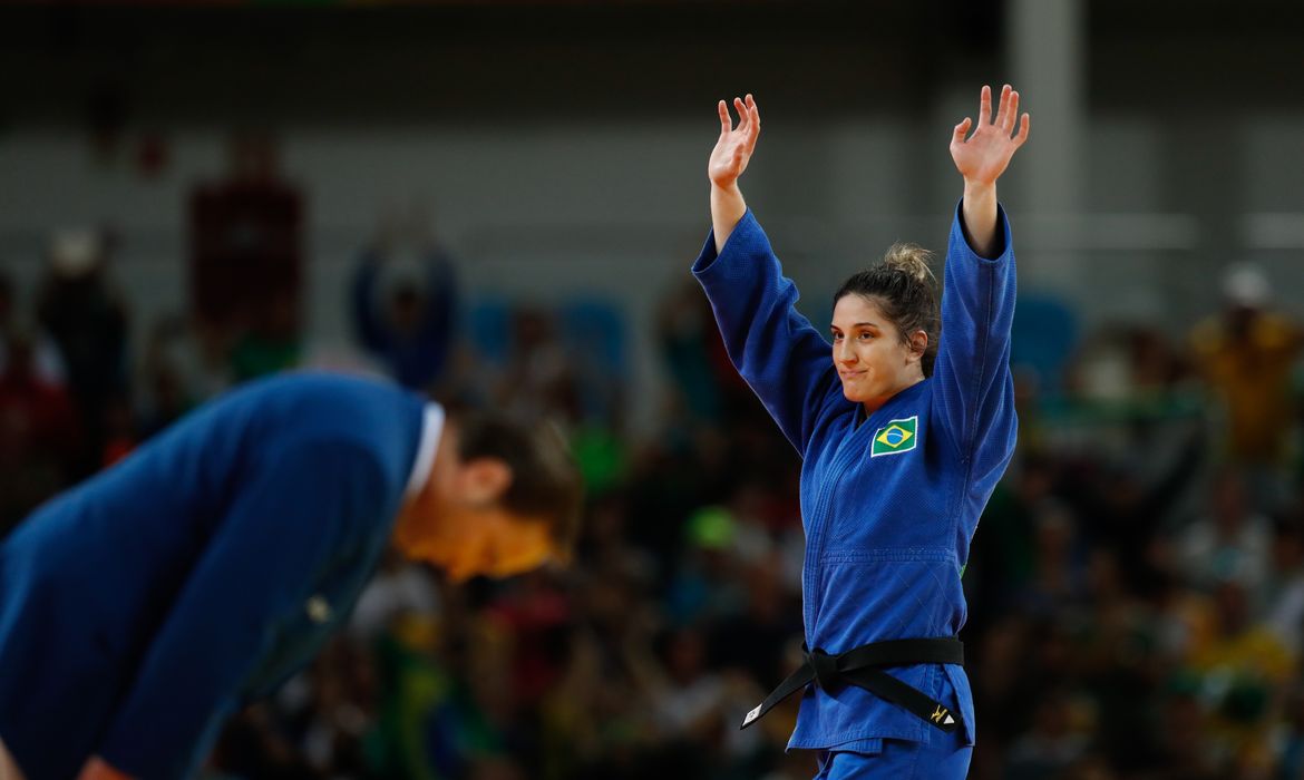 Rio de Janeiro - A judoca brasileira Mayra Aguiar vence cubana na categoria até 78 quilos e ganha medalha de bronze na Rio 2016 (Fernando Frazão/Agência Brasil)