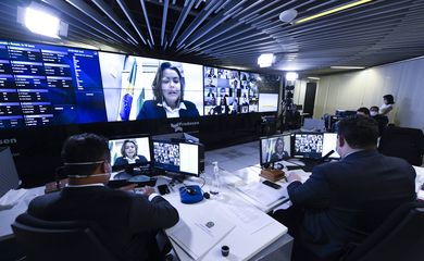 Sessão Deliberativa Remota (SDR) do Senadora Leila Barros (PSB-DF) em pronunciamento via videoconferência.

Na pauta, proposta de inclusão da covid-19 em seguros de vida e prorrogação de crédito