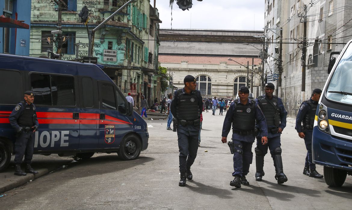 Rovena rosa agância brasil O departamento estadual de prevenção e repressão ao narcotráfico (denarc) deflagrou a operação campo polícia judiciária cracolândia 2019, com intenção combater o tráfico na região da nova luz, no centro são paulo.