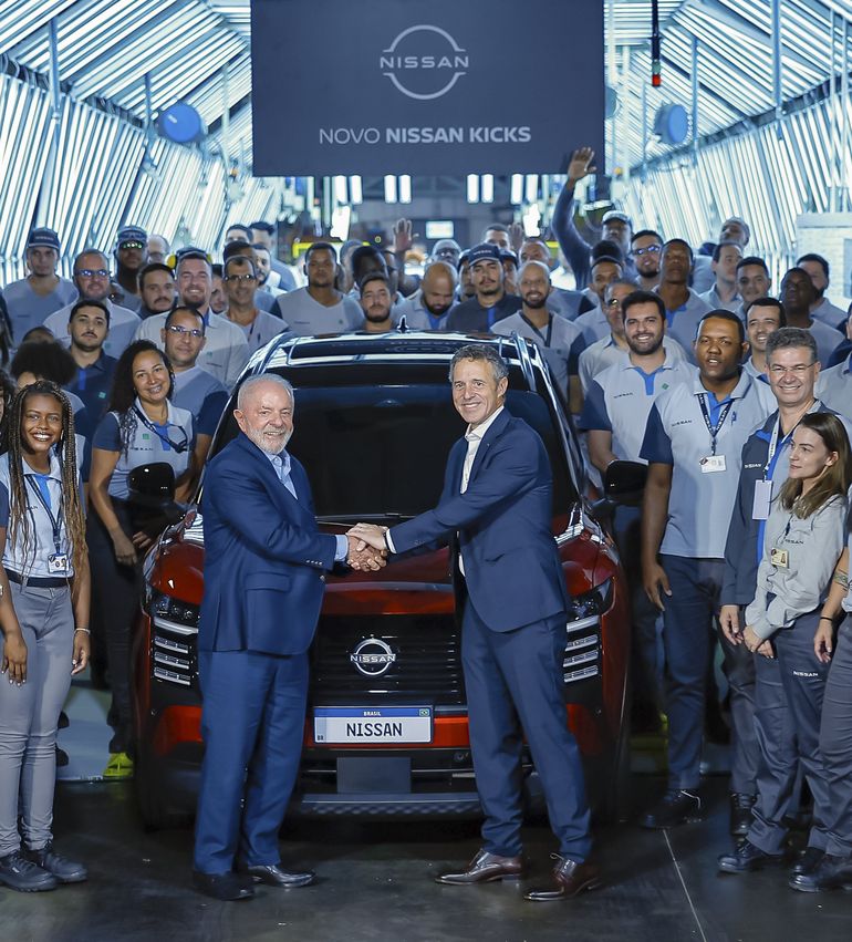 Presidente da República, Luiz Inácio Lula da Silva, durante visita ao Complexo Industrial da Nissan do Brasil e cumprimentos a trabalhadoras e trabalhadores.
Complexo Industrial da Nissan – Resende - RJ.

Foto: Ricardo Stuckert / PR