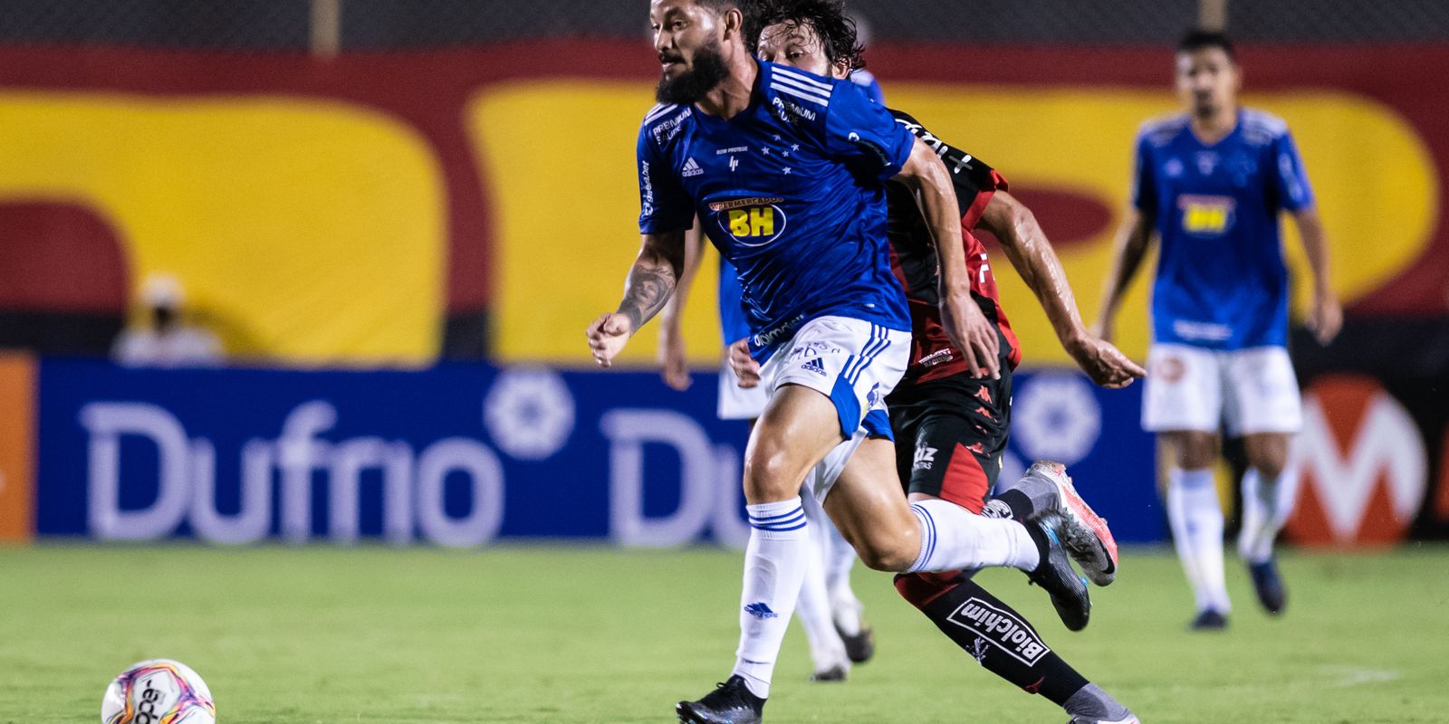 Cruzeiro Vence Vitoria Em Salvador E Respira Na Serie B Agencia Brasil