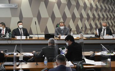 Comissão Parlamentar de Inquérito da Pandemia (CPIPANDEMIA) realiza oitiva do ex-assessor do Departamento de Logística do Ministério da Saúde. O objetivo é esclarecer suposto pedido de propina por dose de vacina em tratativas ilícitas com a