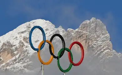 Milano Cortina 2026 Olympics - Curling - Cortina Curling Olympic Stadium, Cortina d'Ampezzo, Italy - February 3, 2026  General view as the Olympic rings are seen on top of the Cortina Curling Olympic Stadium REUTERS/Jennifer Lorenzini