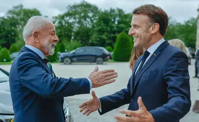 Presidente da República, Luiz Inácio Lula da Silva, durante Cerimônia oficial de boas-vindas. Explanada dos Inválidos, Paris - França.  Foto: Ricardo Stuckert / PR