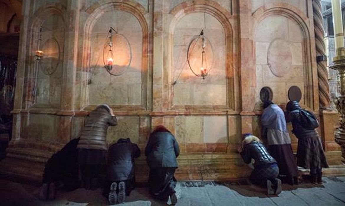 Santo Sepulcro é reaberto - Foto Agência EFE