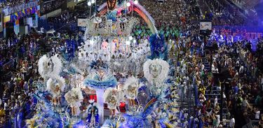 Desfile da Beija-flor, campeã do carnaval do Rio de Janeiro em 2018