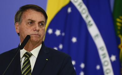 O presidente da República, Jair Bolsonaro, durante a solenidade de posse dos ministros da Justiça e Segurança Pública; e da Advocacia-Geral da União no Palácio do Planalto