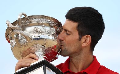 Novak Djokovic com título do Aberto da Austrália - campeão - 2021