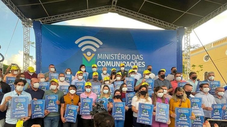 Ministro das Comunicações, Fábio Faria, participa da inauguração de 30 pontos do programa Wi-Fi Brasil em Ceará-Mirim (RN). Iniciativa leva internet de alta velocidade a comunidades da região do Mato Grande, no nordeste do estado