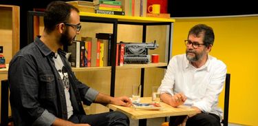 Raphael Montes conversa com o escritor e roteirista Marçal Aquino