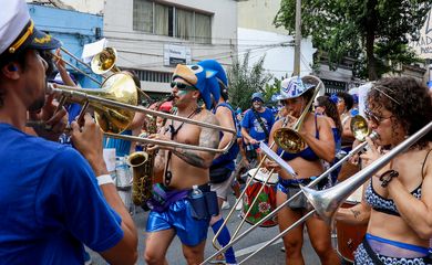 São Paulo (SP), 03/03/2025 - Desfile do bloco de carnaval Espetacular Charanga do França em Santa Cecília. Foto: Rovena Rosa/Agência Brasil