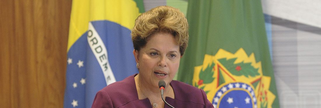 Dilma sanciona LDO com vetos ao texto do Congresso