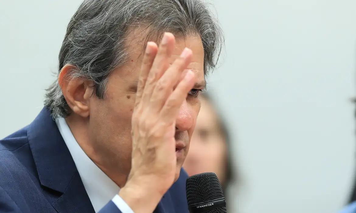 Brasília (DF) 22/05/2024 Ministro da Fazenda, Fernando Haddad, durante audiência pública na Comissão de Finanças e Tributação da Câmara dos Deputados. Ele falou sobre a política econômica que vem sendo desenvolvida pela pasta. Foto Lula Marques/ Agência Brasil