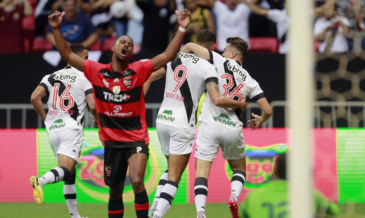 Vasco goleia o Trem e avança para segunda fase da Copa do Brasil ...