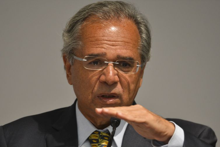 O ministro da Economia, Paulo Guedes, discursa na solenidade de transmissão de cargo.