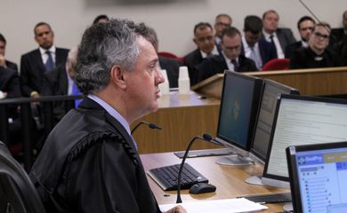 Porto Alegre - O relator, desembargador João Pedro Gebran Neto, no julgamento do recurso do ex-presidente Lula  (Sylvio Sirangelo/TRF4)