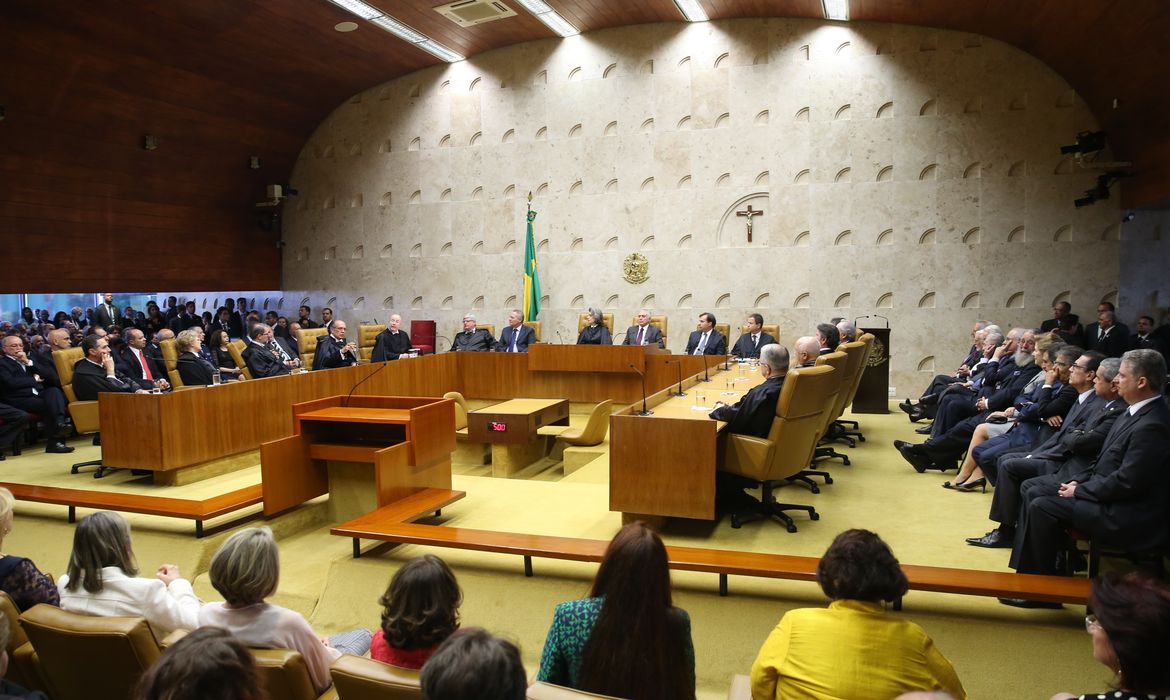 Brasília - Cerimônia de posse da nova presidente do Supremo Tribunal Federal (STF), ministra Cármen Lúcia  (Wilson Dias/Agência Brasil)